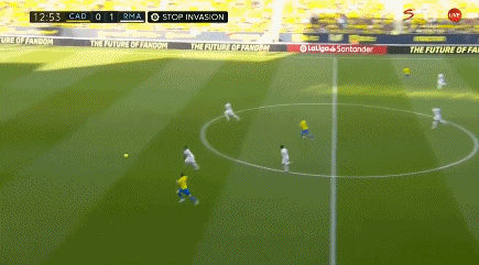 英超半场：休姆、麦卡利斯特均中框，利物浦0-0桑德兰（英超半场战报：休姆与麦卡利斯特先后中框，利物浦暂0-0桑德兰）