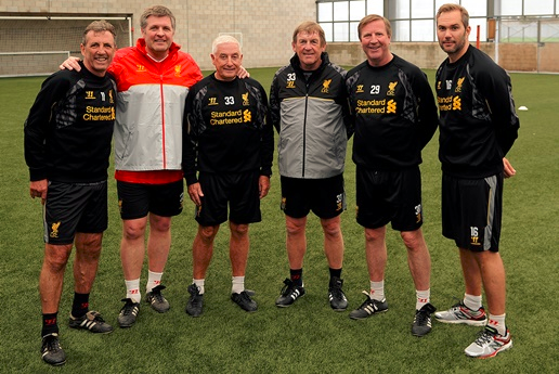 里贝里社交媒体分享与齐达内合照（里贝里在社交平台晒与齐达内合影）