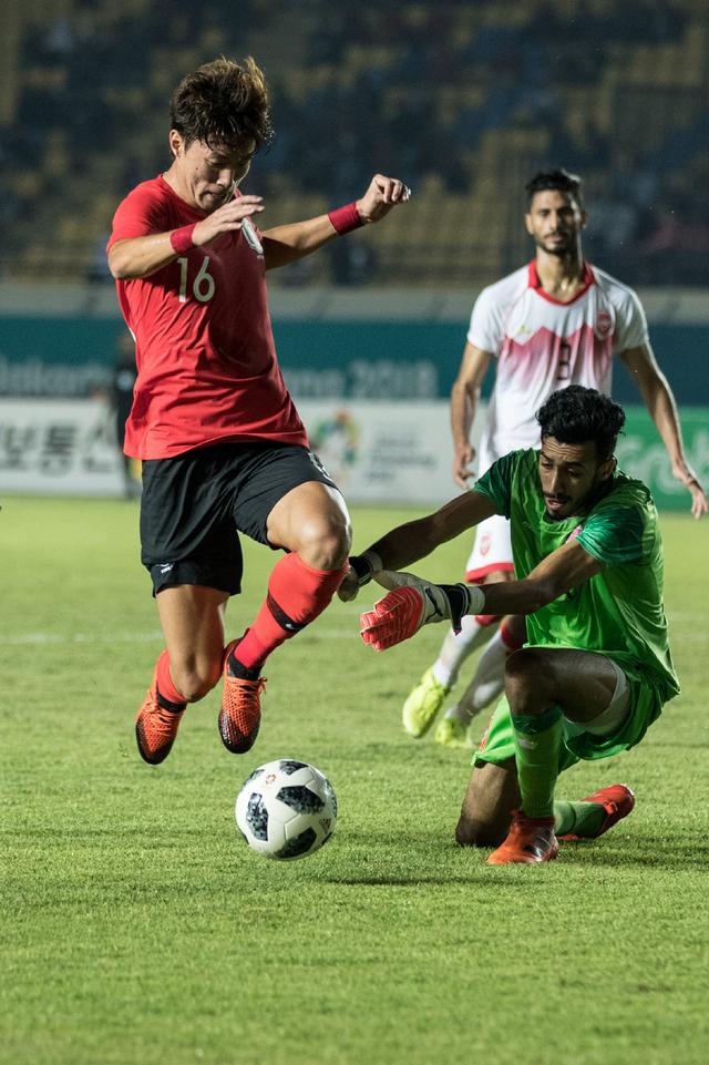 塞尔：赫罗纳高层非常喜欢巴萨中场贝尔纳尔，想在冬窗租借他（塞尔：赫罗纳高层青睐巴萨中场贝尔纳尔，计划冬窗租借）