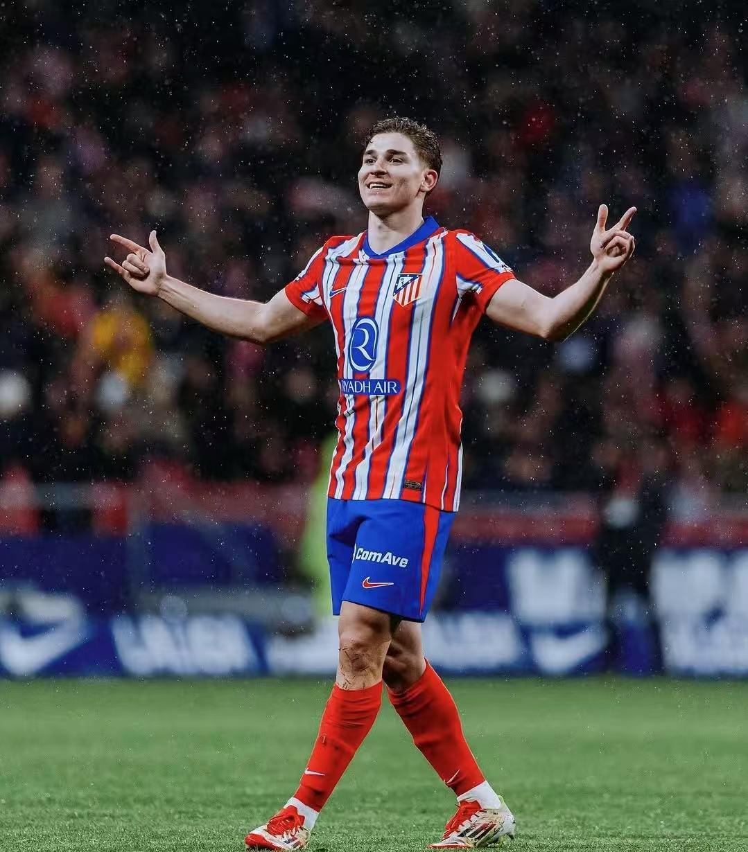 加斯佩里尼：没想到能排名榜首；谈论意甲冠军？我们不谈目标（加斯佩里尼：登顶出乎意料；意甲争冠？暂不设目标）