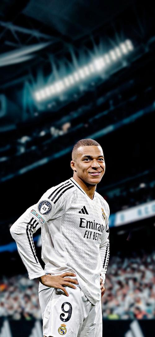 传奇门将正式退役，全场球迷起立致敬（传奇门将宣布挂靴，现场球迷起立致意）