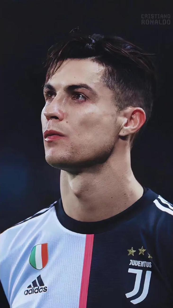 末节存在感有限！巴特勒11中6得到15分8篮板5助攻（末节影响力不足，巴特勒11投6中拿下15分8篮板5助攻）