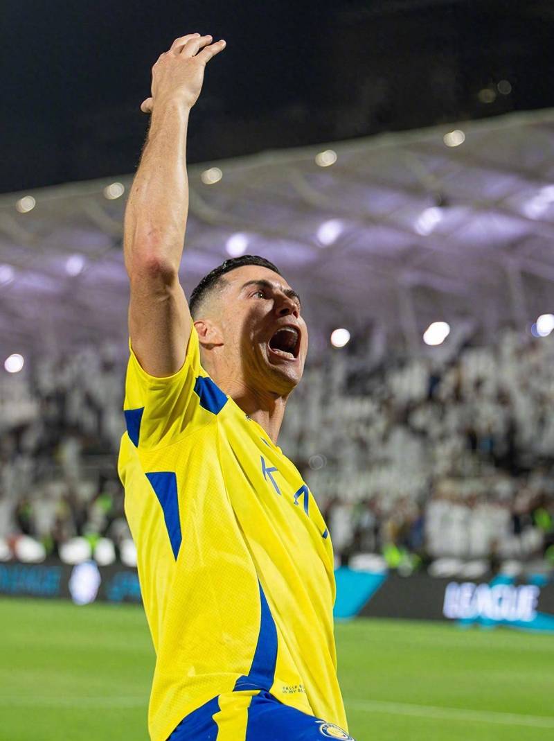 卡拉格：喜欢图赫尔对待贝林厄姆的方式，他敢于挑战大牌球员（卡拉格称赞图赫尔管理贝林厄姆方式：敢于直面大牌球员）