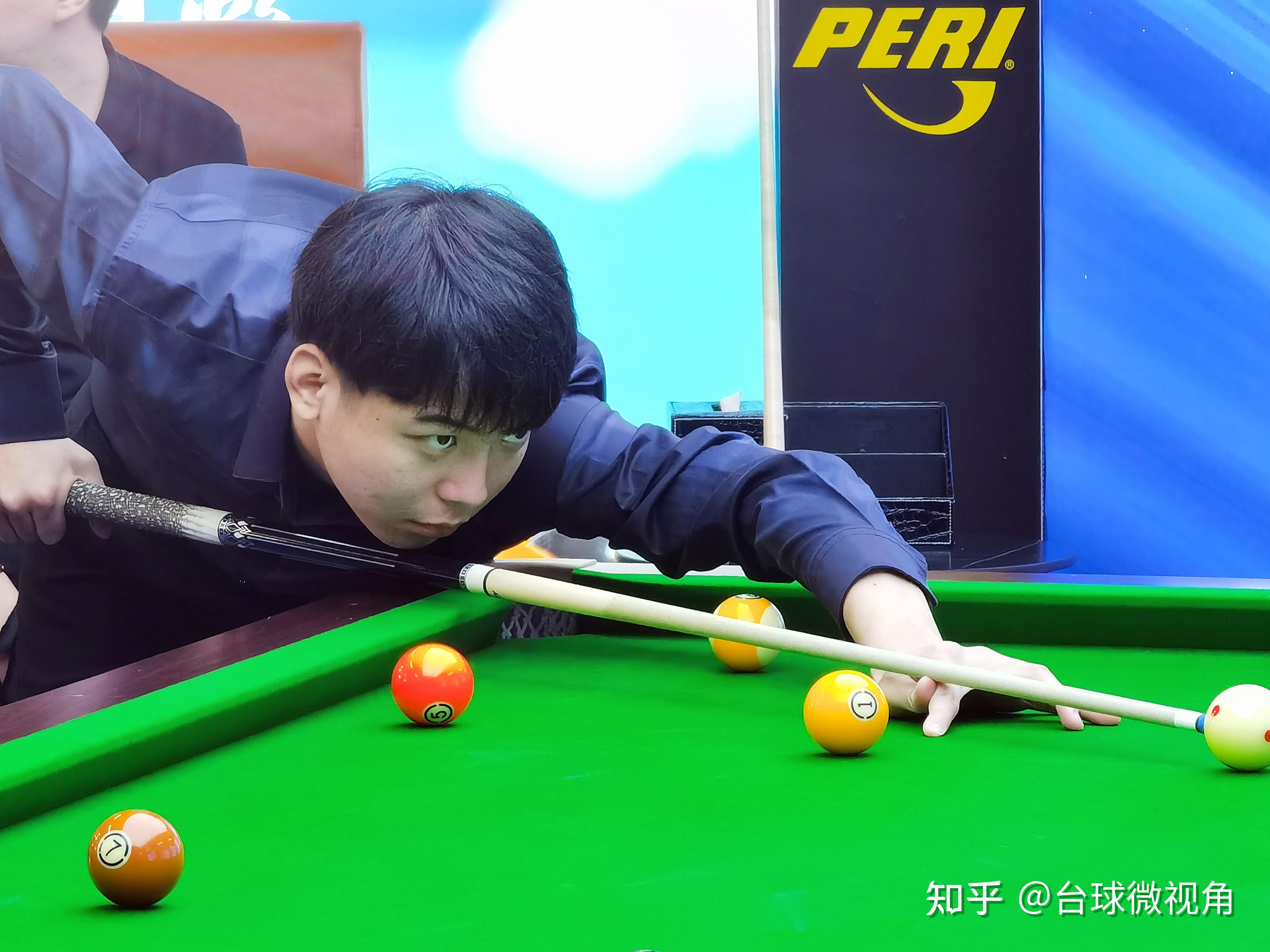 与对手正面 与对手正面